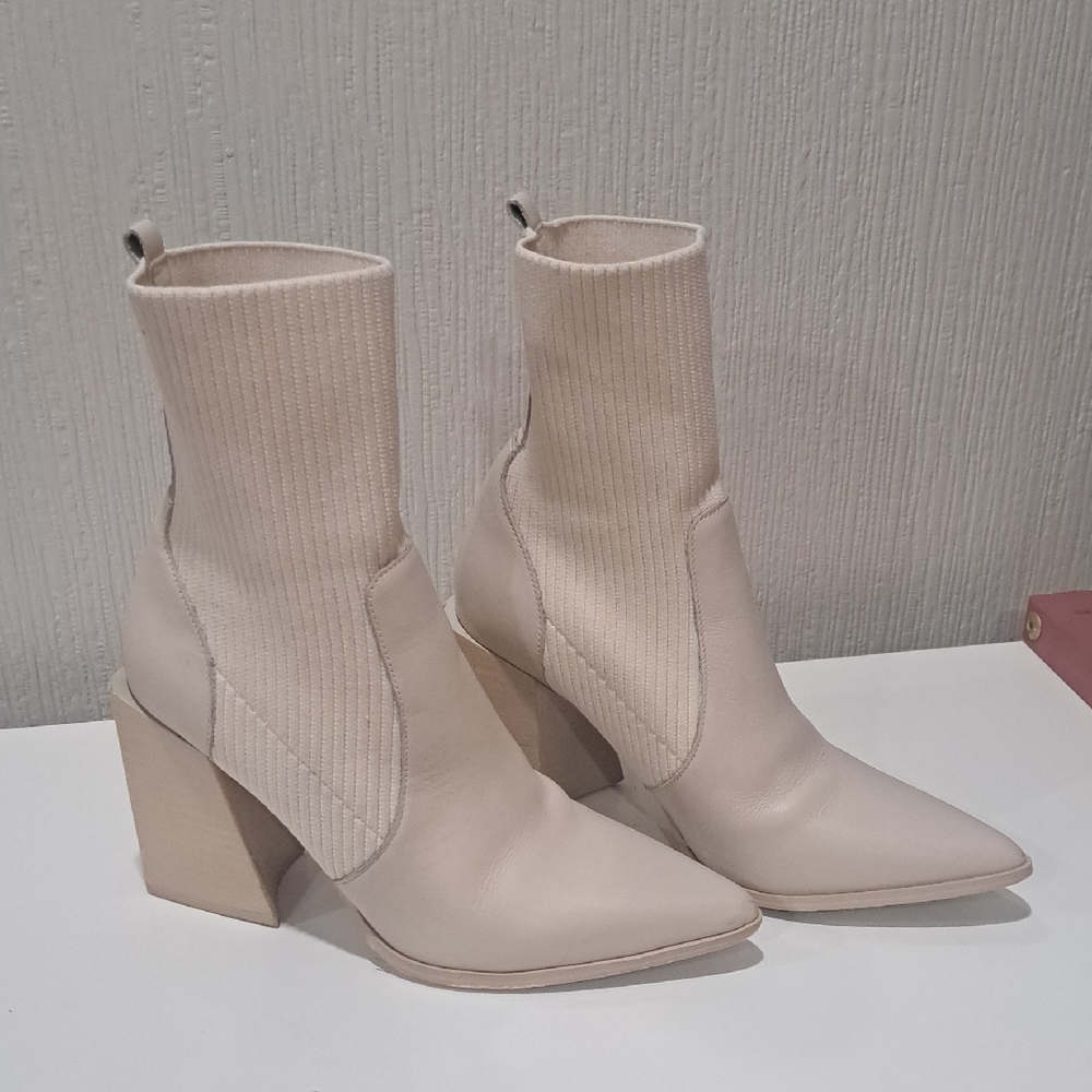 Steve Madden Cream Knitted Blocked Heeled Boots